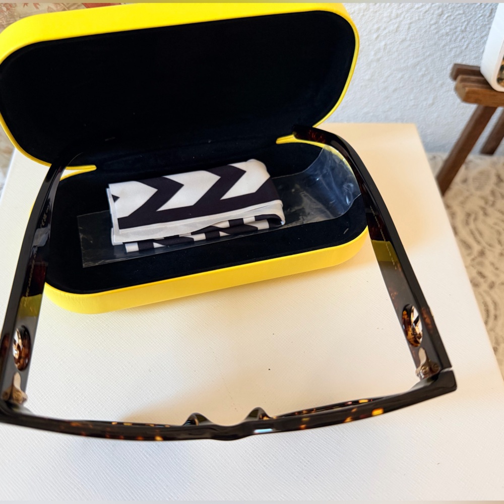 Mark Jacobs Tortoiseshell Sunglasses - image 5